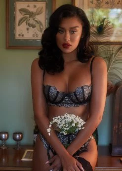 Roma Confidential Lingerie LI404 - 3pc Metallic Bra & Garter Set